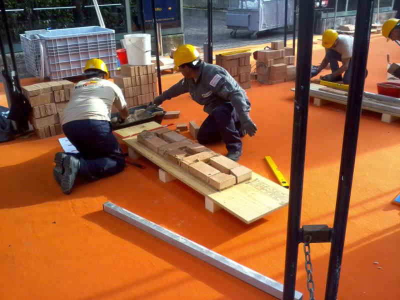 EDIL TROPHY - takmičenje zidara na sajmu u Bologni